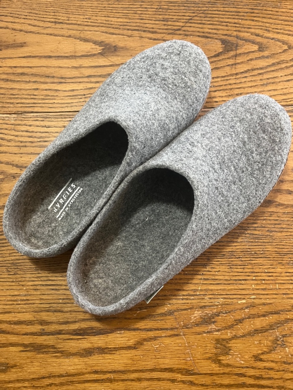 Kyrgies Gray Wool Felt Slip-On Slippers